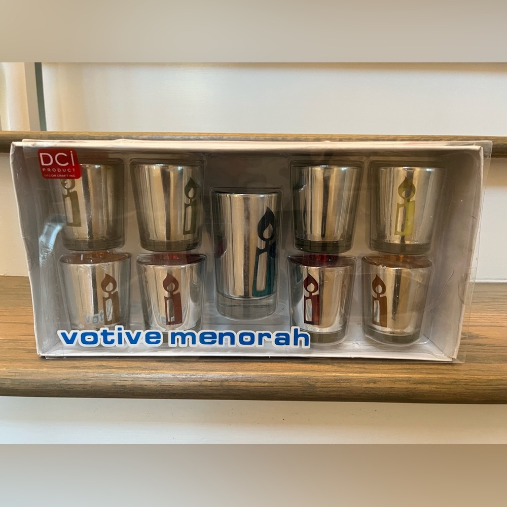 NIB Colorful Votive Menorah by DCi Product 9 Holders 2.6" tall 4" Shamash